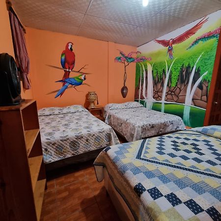 Hotel Encuentro Del Viajero Panajachel Luaran gambar
