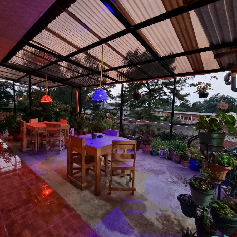 Hotel Encuentro Del Viajero Panajachel Luaran gambar