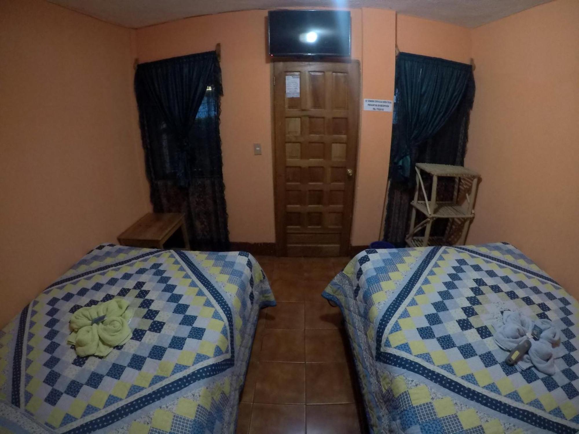 Hotel Encuentro Del Viajero Panajachel Luaran gambar