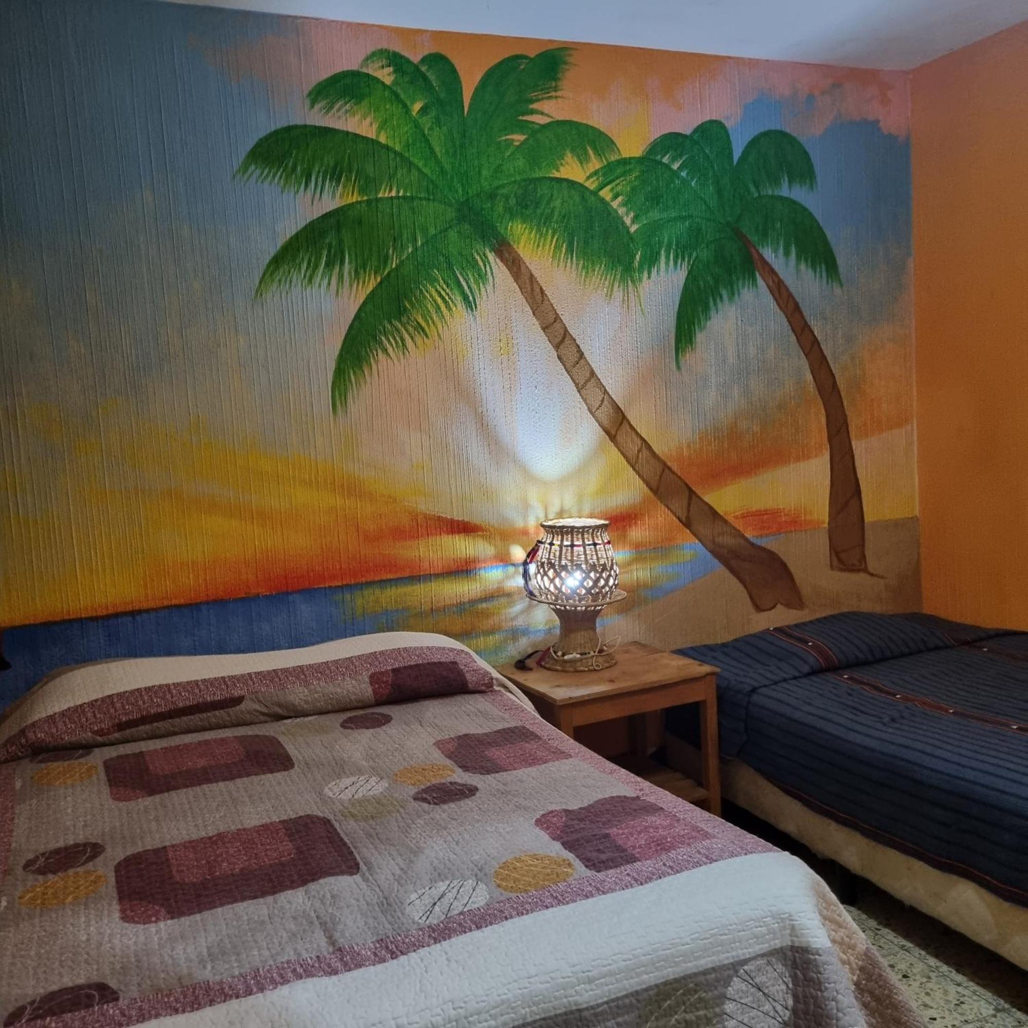 Hotel Encuentro Del Viajero Panajachel Luaran gambar