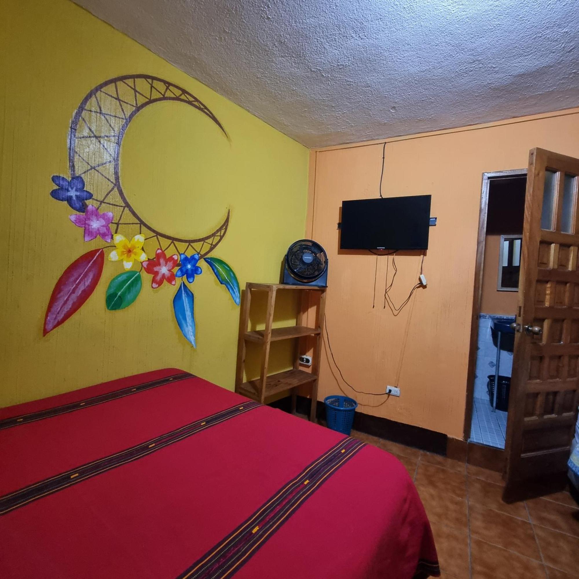Hotel Encuentro Del Viajero Panajachel Luaran gambar