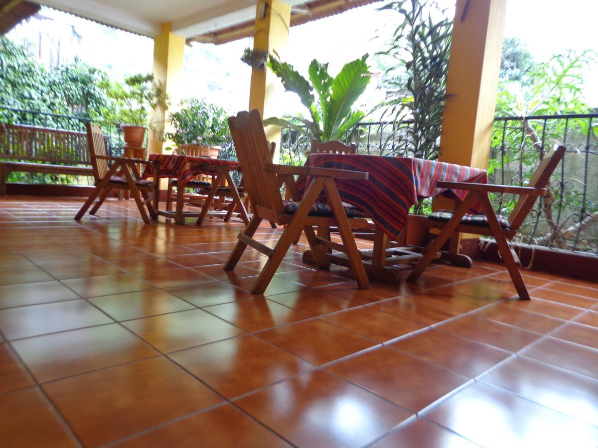 Hotel Encuentro Del Viajero Panajachel Luaran gambar