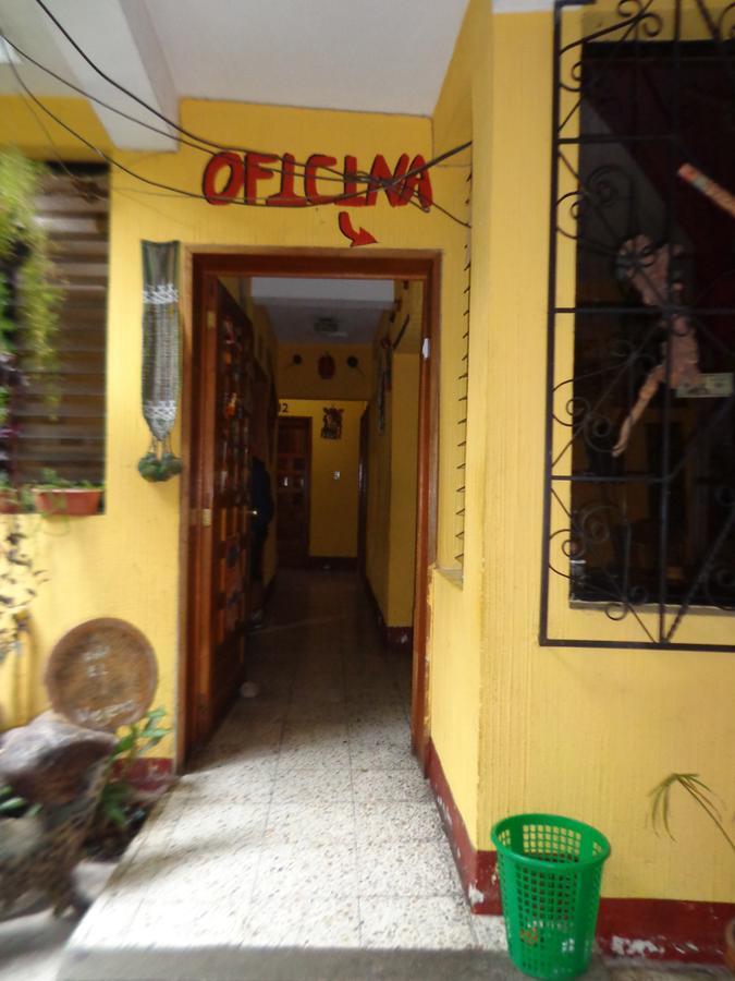Hotel Encuentro Del Viajero Panajachel Luaran gambar