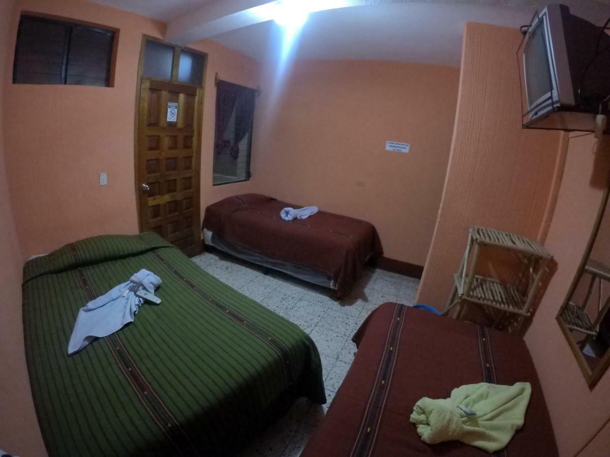 Hotel Encuentro Del Viajero Panajachel Luaran gambar