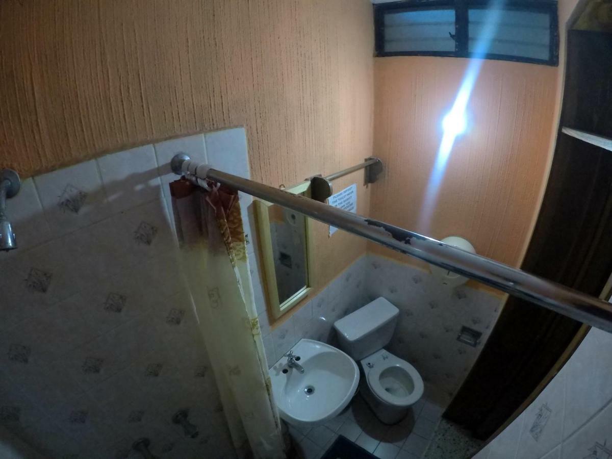 Hotel Encuentro Del Viajero Panajachel Luaran gambar